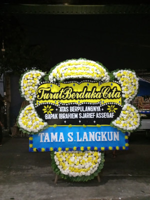 Papan Bunga Duka di Suriamukti